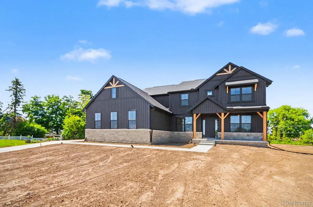 71615 Hidden River Drive Armada Township MI 48005