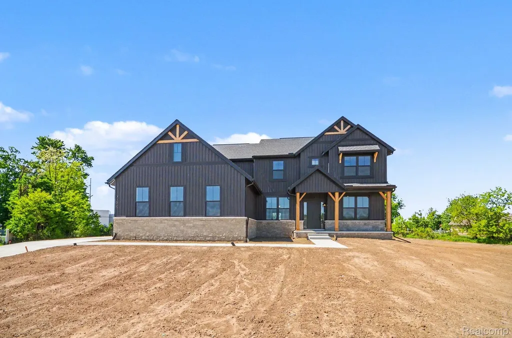 71615 Hidden River Drive Armada Township MI 48005