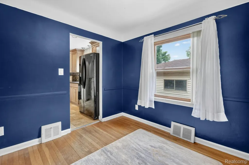 15006 Philomene Boulevard Allen Park City MI 48101