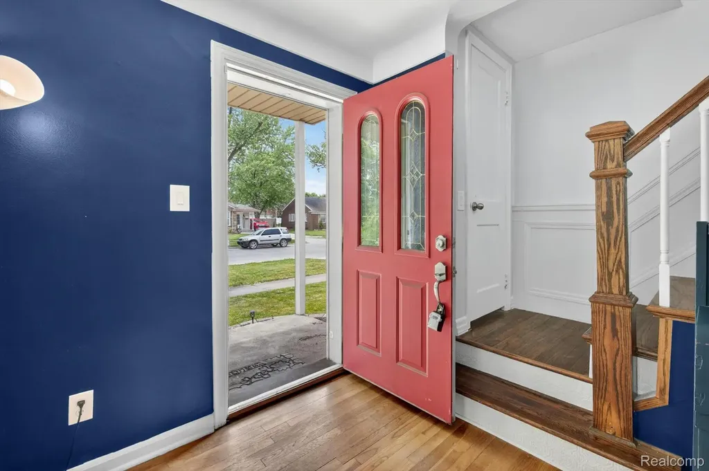 15006 Philomene Boulevard Allen Park City MI 48101