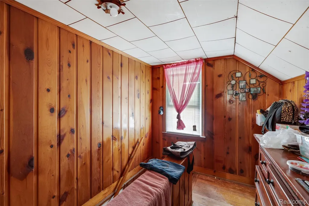 12830 Riad Street Detroit City MI 48224