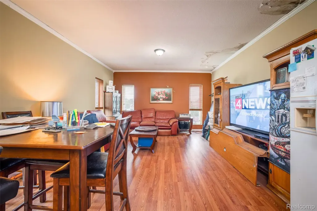 20785 Orchard Lake Road Farmington Hills City MI 48336