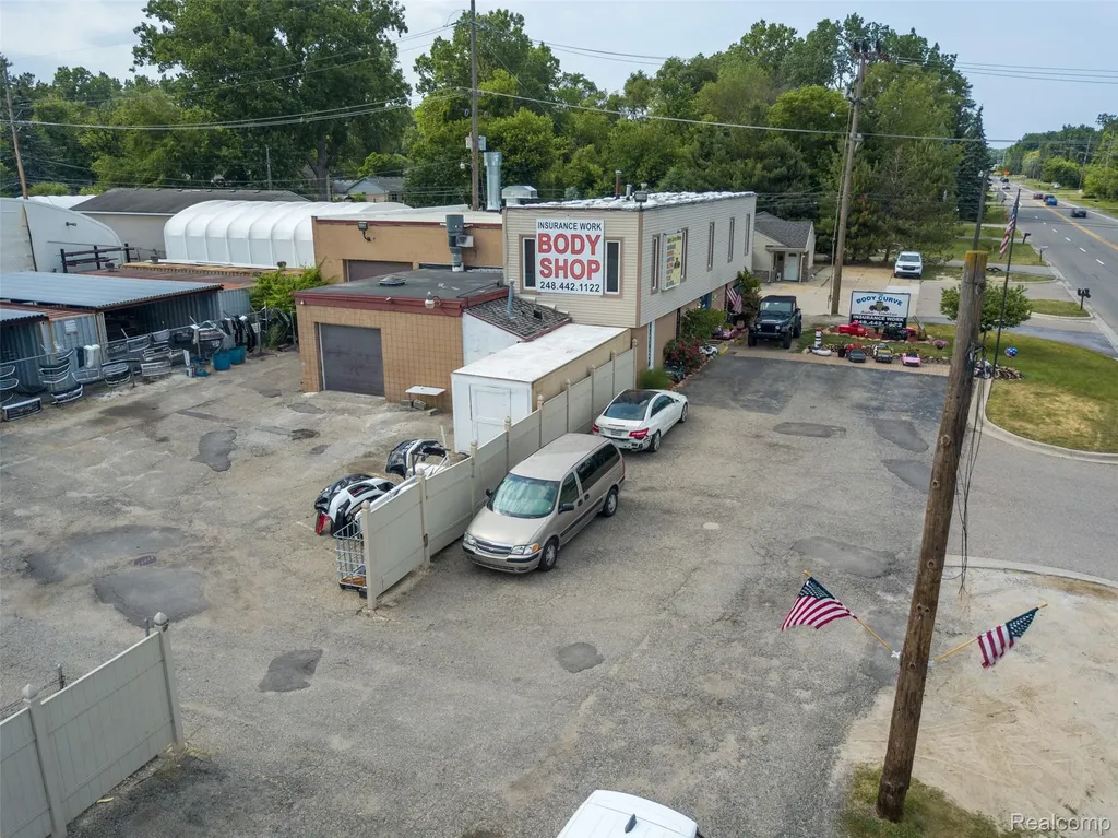 20785 Orchard Lake Road Farmington Hills City MI 48336