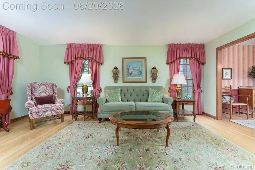 20216 Ellen Drive Livonia City MI 48152