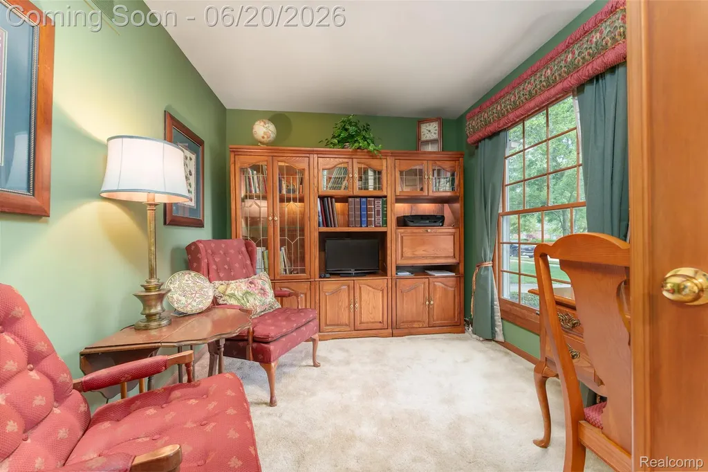20216 Ellen Drive Livonia City MI 48152