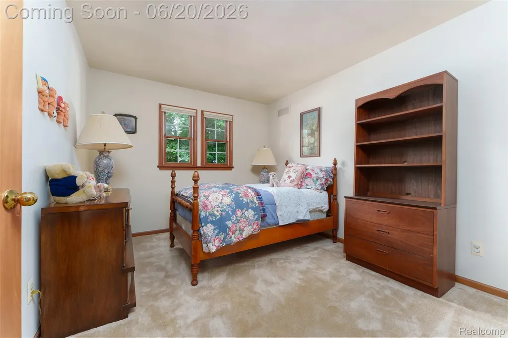 20216 Ellen Drive Livonia City MI 48152