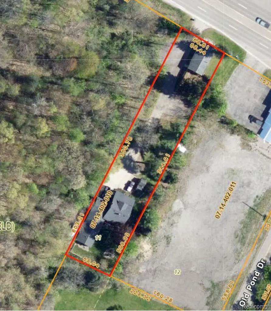 9421 Dixie Highway Springfield Charter Township MI 48348