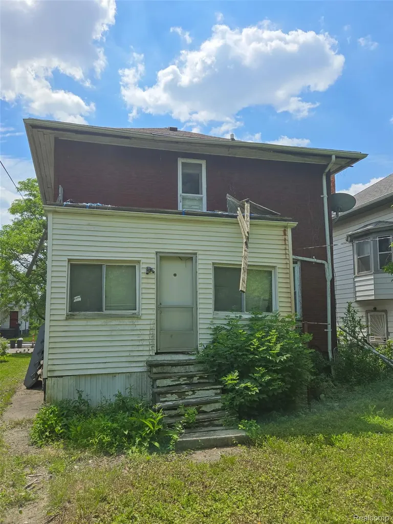 199 Massachusetts Street Highland Park City MI 48203