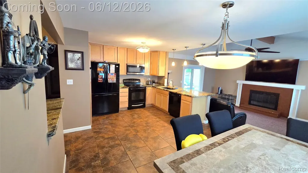417 Shana Drive Canton Charter Township MI 48187