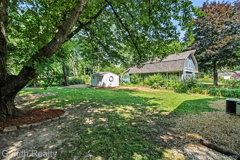 5096 Walker Drive Brighton Township MI 48114