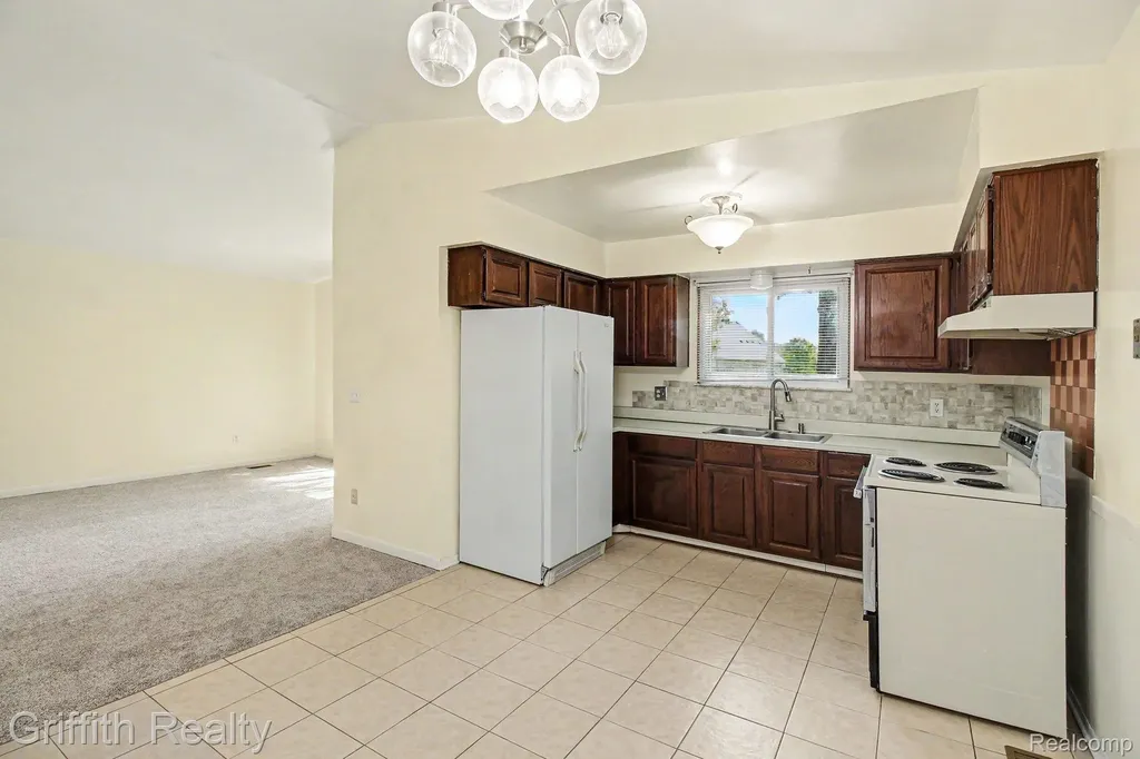 5096 Walker Drive Brighton Township MI 48114