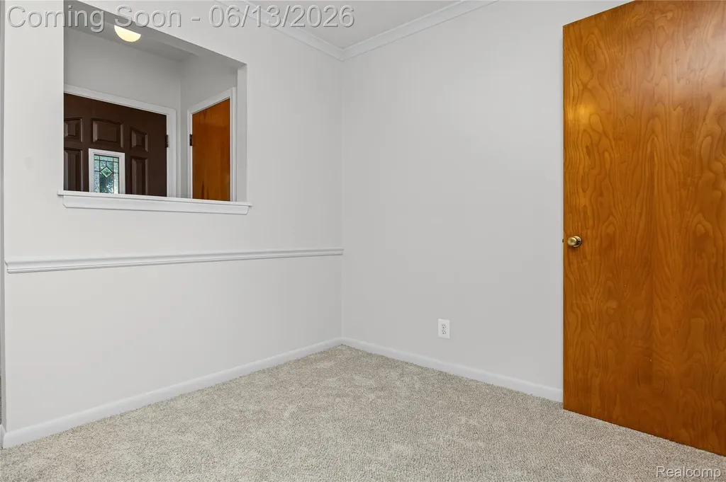 8758 Huron Street Taylor City MI 48180