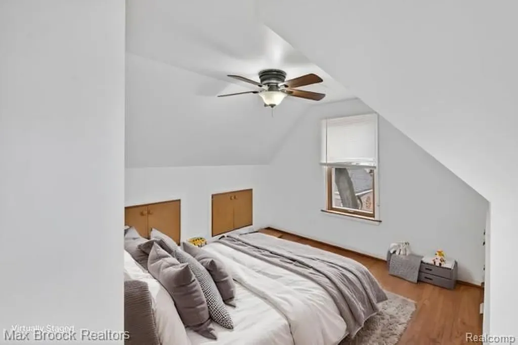 9024 Mandon Road White Lake Charter Township MI 48386