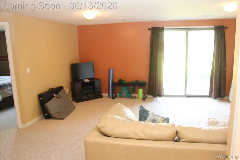 265 Interlaken Court Zeeland Charter Township MI 49464