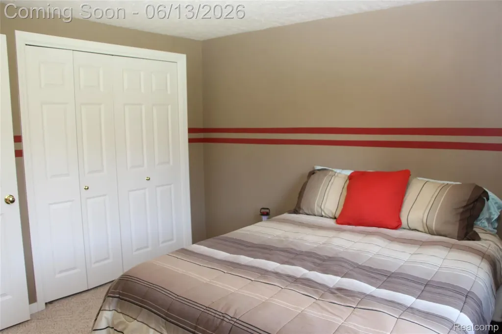265 Interlaken Court Zeeland Charter Township MI 49464