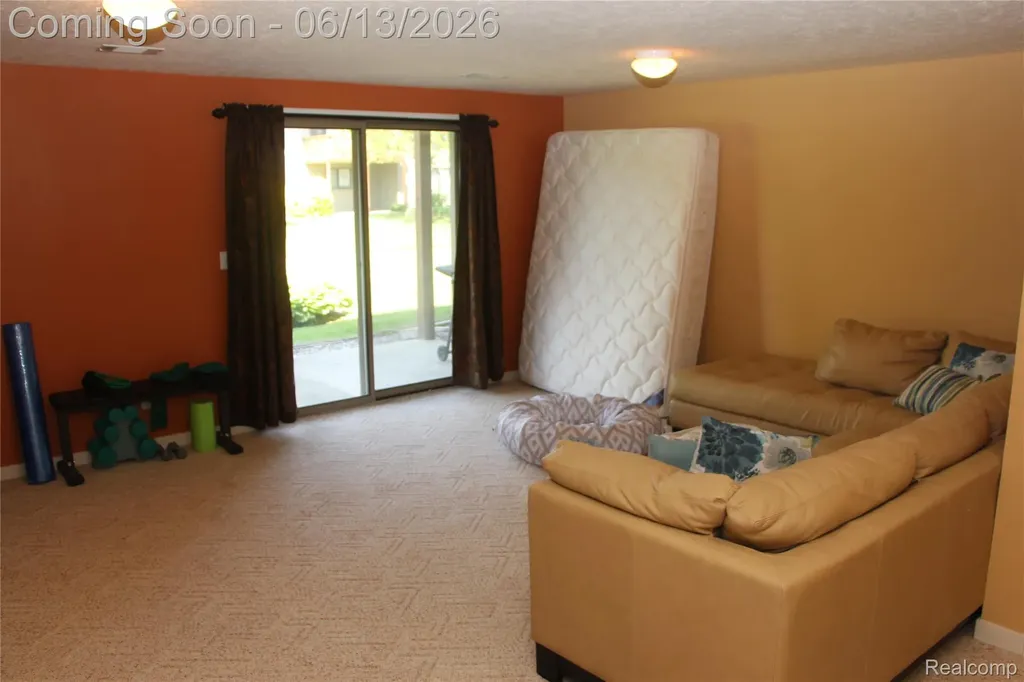 265 Interlaken Court Zeeland Charter Township MI 49464
