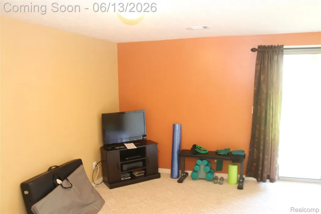 265 Interlaken Court Zeeland Charter Township MI 49464