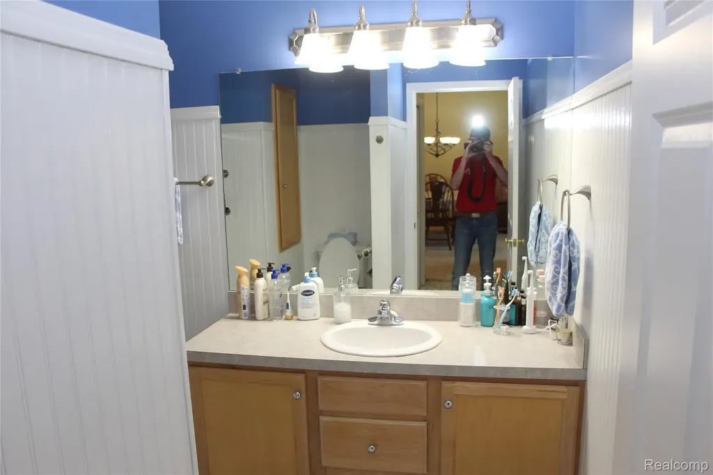 265 Interlaken Court Zeeland Charter Township MI 49464
