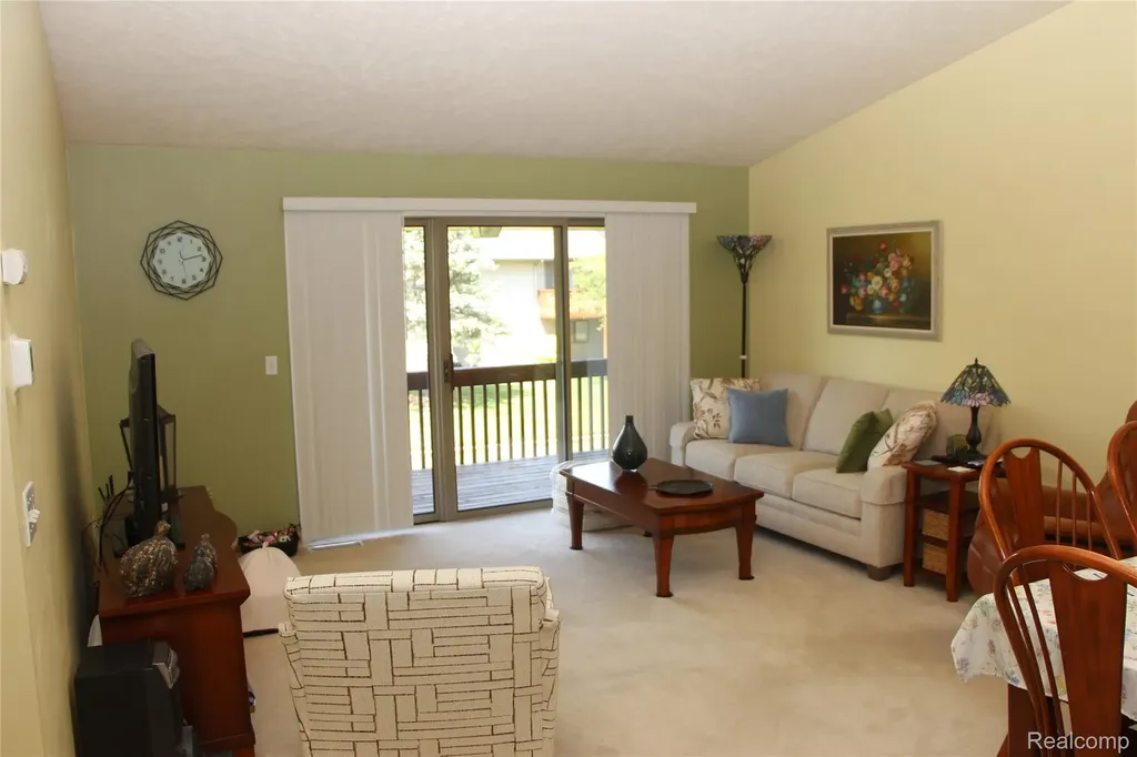 265 Interlaken Court Zeeland Charter Township MI 49464