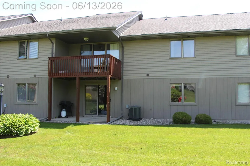 265 Interlaken Court Zeeland Charter Township MI 49464