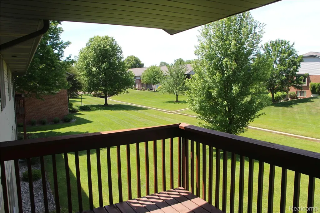 265 Interlaken Court Zeeland Charter Township MI 49464