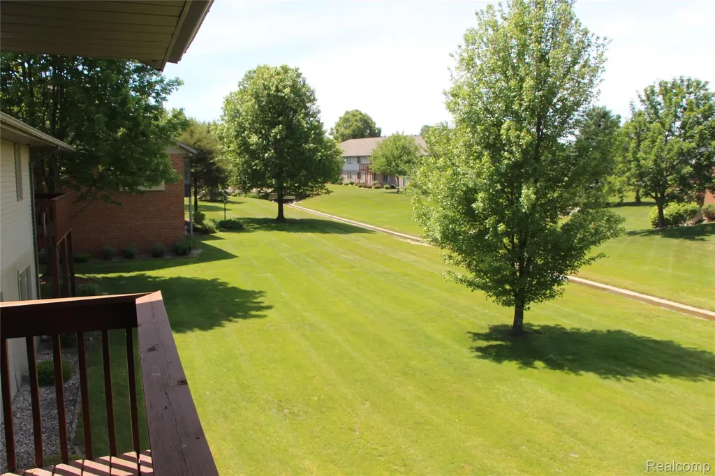 265 Interlaken Court Zeeland Charter Township MI 49464