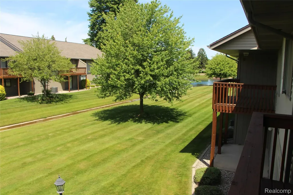 265 Interlaken Court Zeeland Charter Township MI 49464