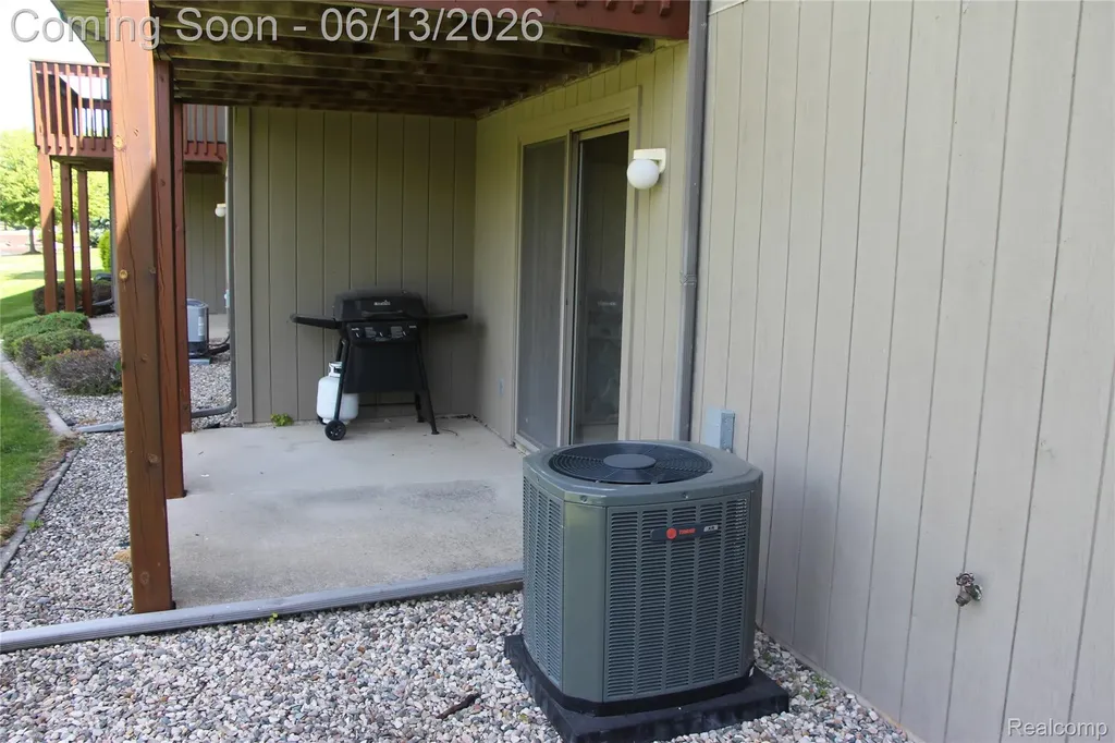 265 Interlaken Court Zeeland Charter Township MI 49464