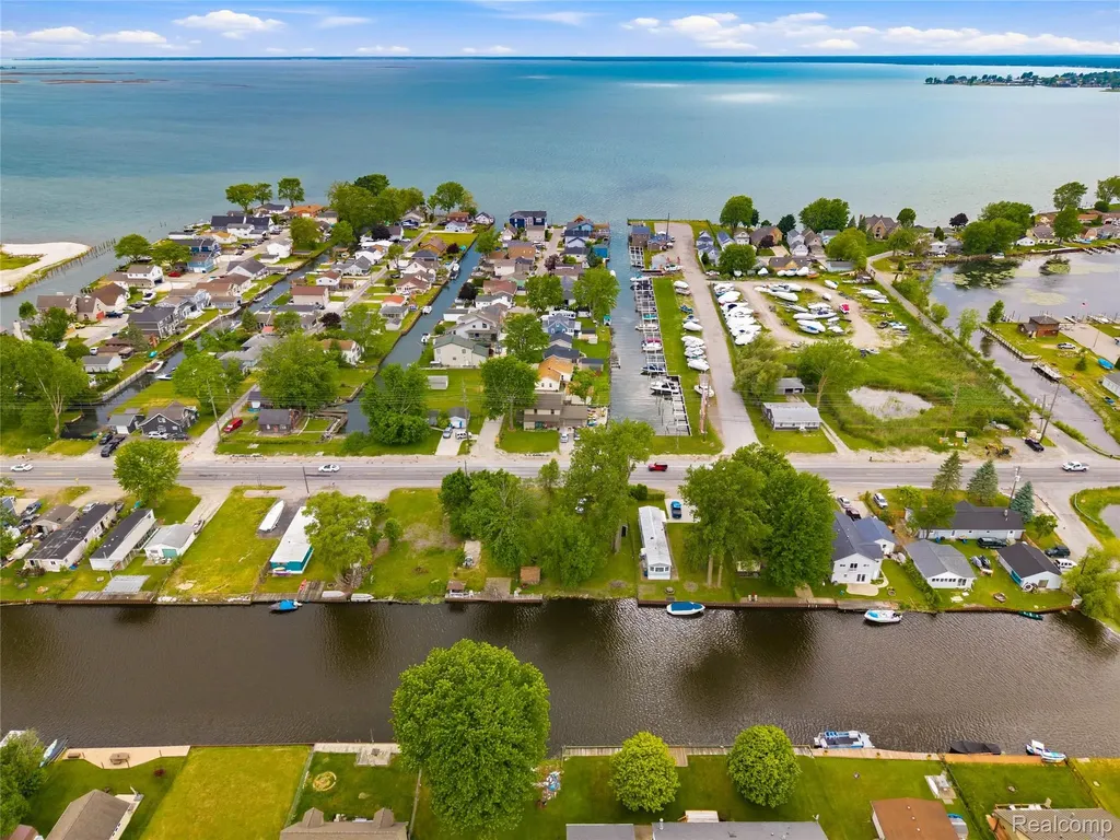 7448 Dyke Road Clay Township MI 48001