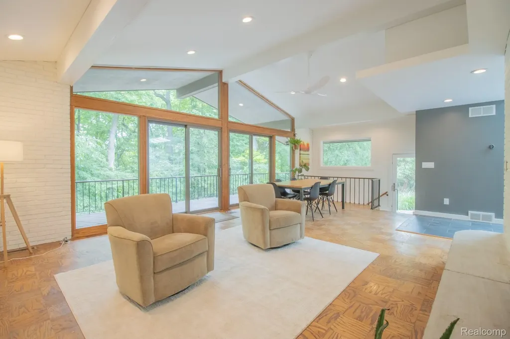 30795 Adair Court Franklin Village MI 48025