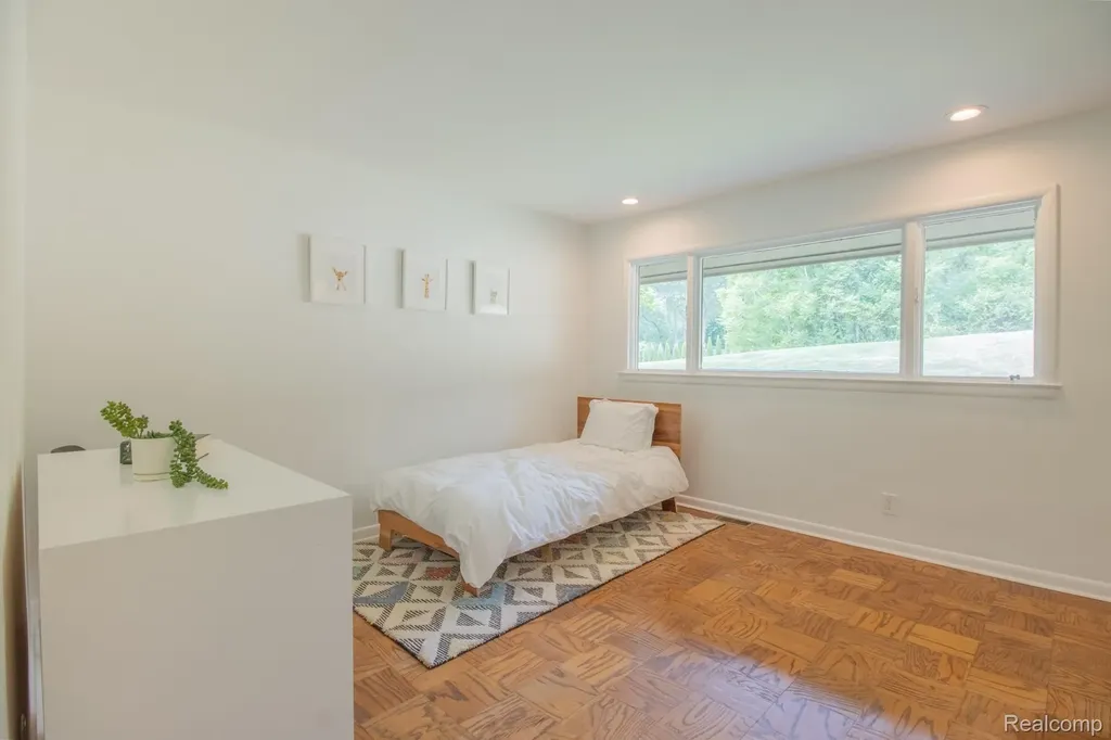 30795 Adair Court Franklin Village MI 48025