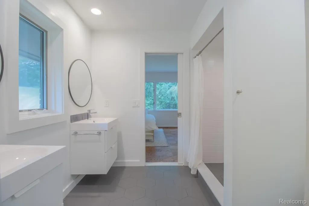 30795 Adair Court Franklin Village MI 48025