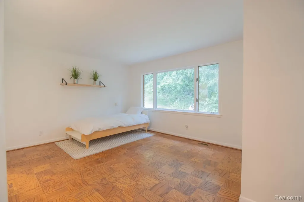30795 Adair Court Franklin Village MI 48025