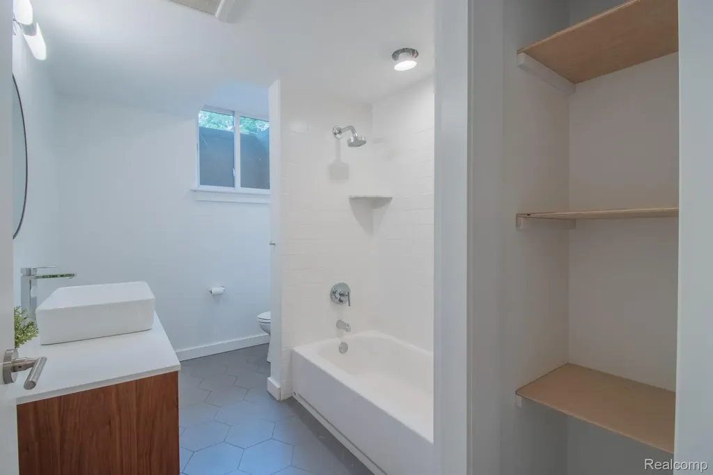 30795 Adair Court Franklin Village MI 48025