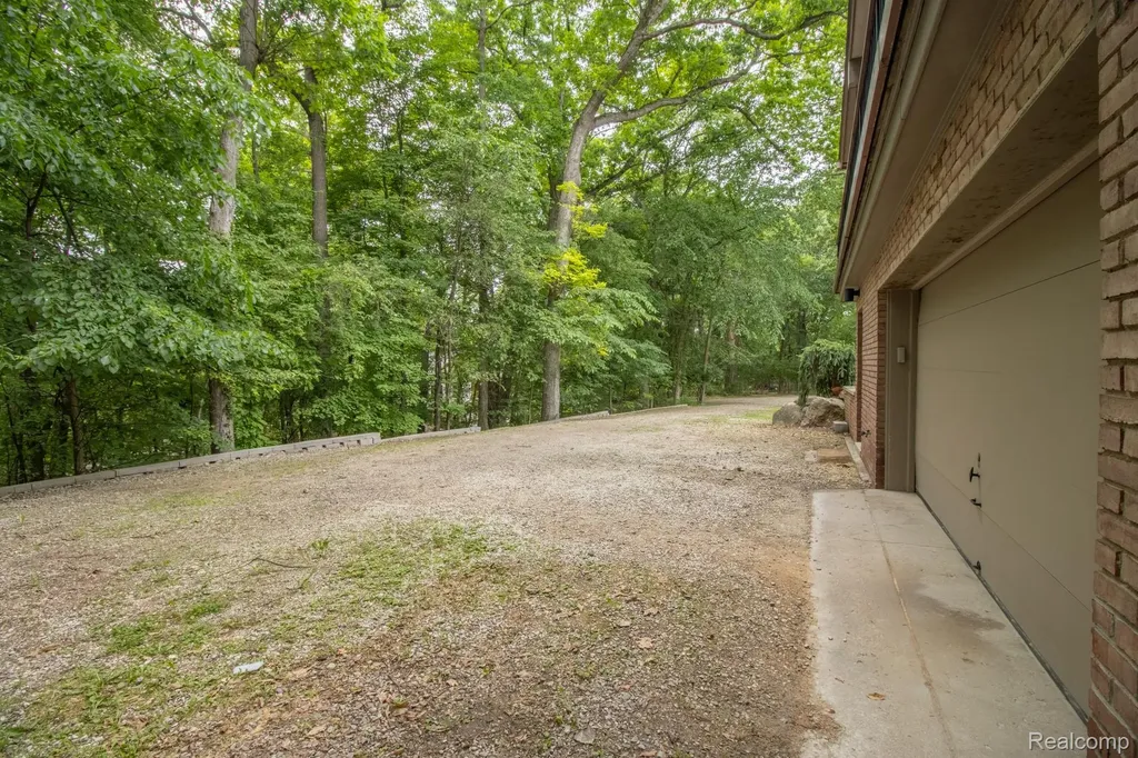 30795 Adair Court Franklin Village MI 48025