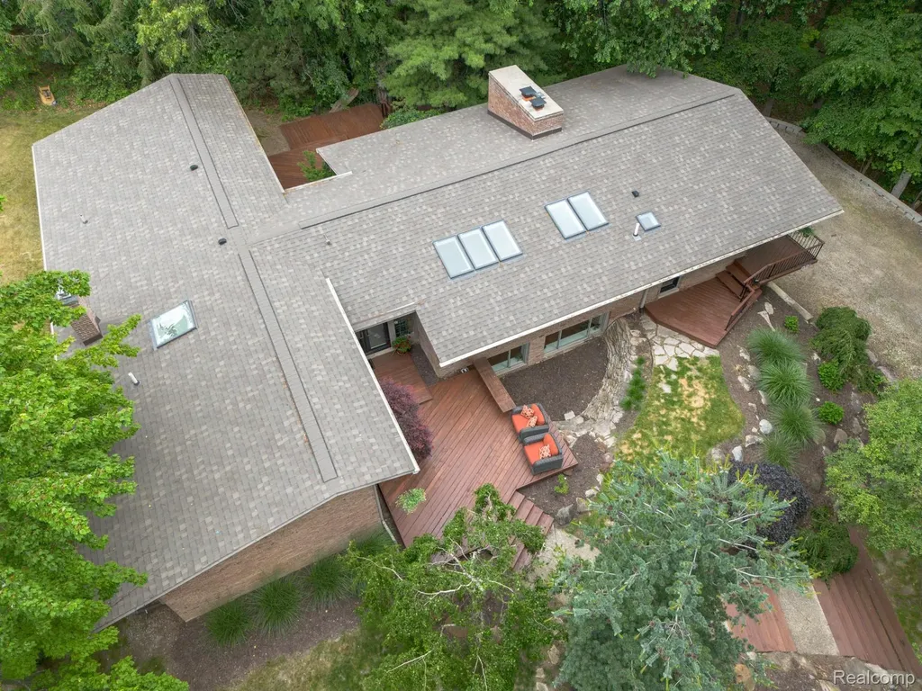 30795 Adair Court Franklin Village MI 48025