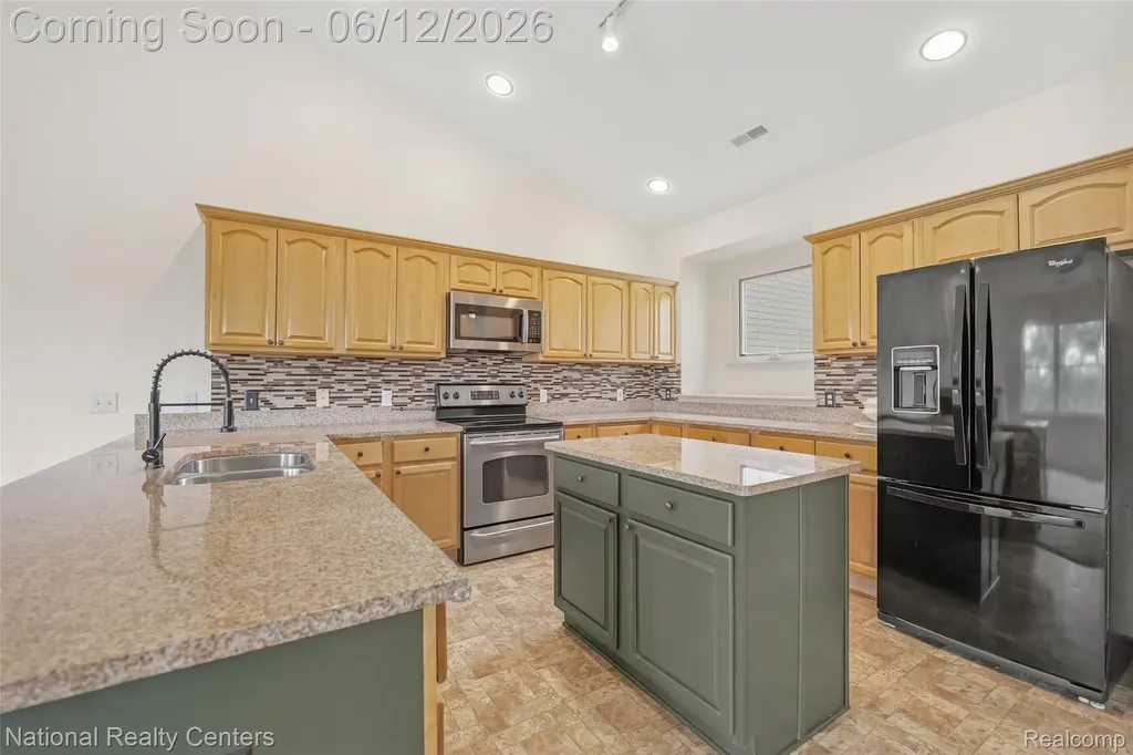 5905 High Pointe Court Brighton Township MI 48116
