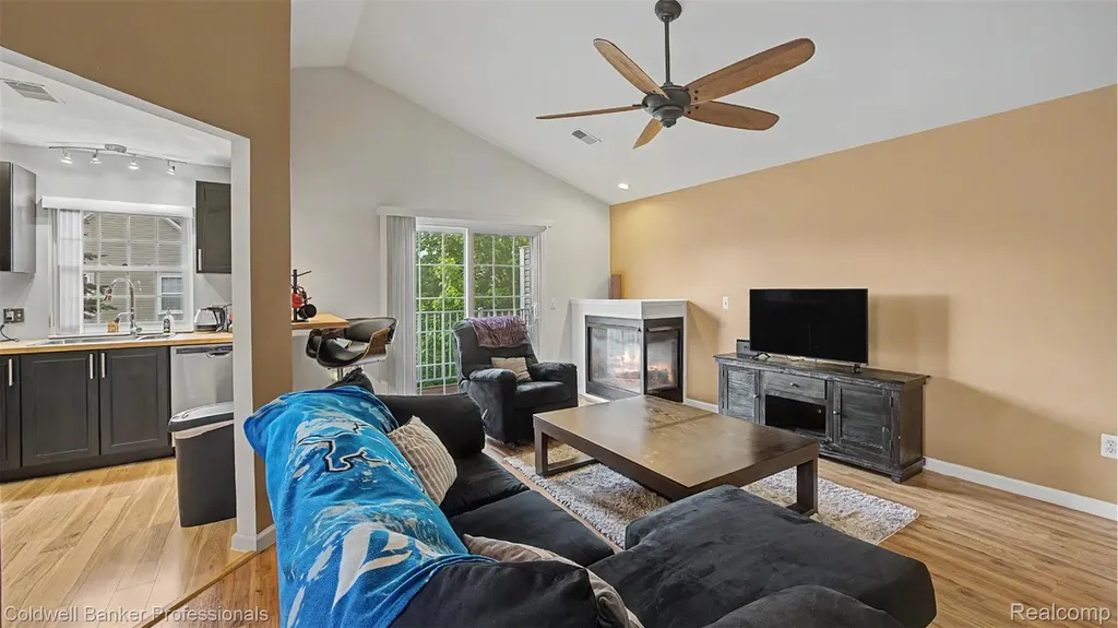 54762 Monarch Drive Shelby Charter Township MI 48316