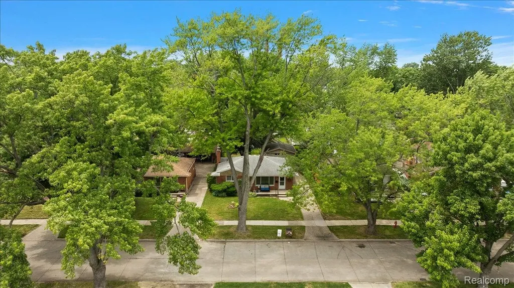 29555 Herbert Street Madison Heights City MI 48071
