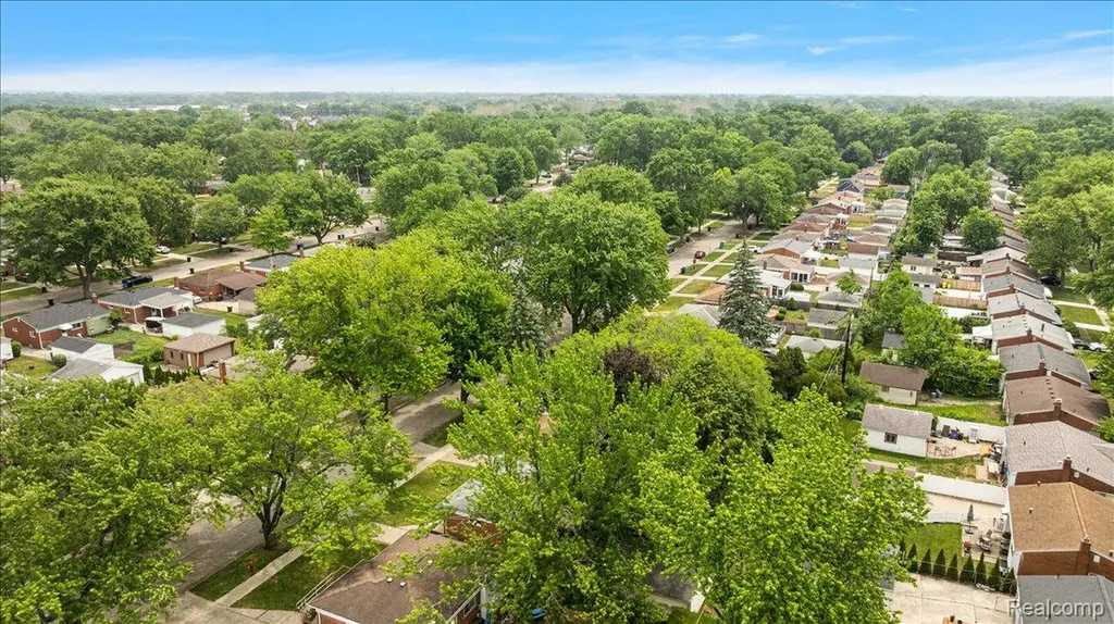 29555 Herbert Street Madison Heights City MI 48071