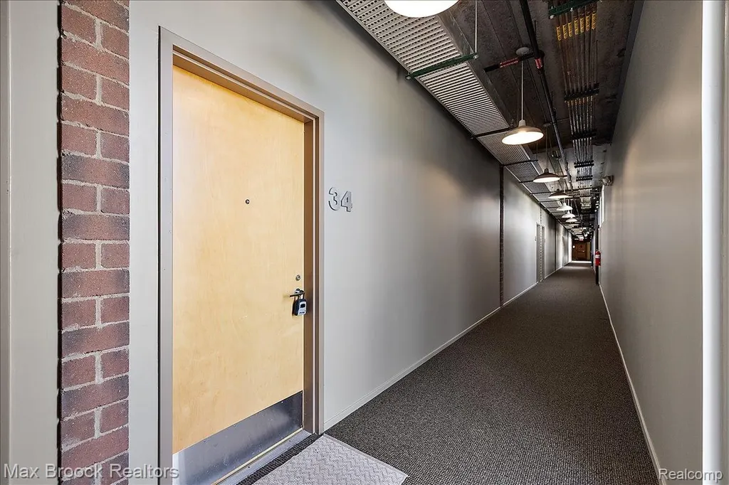333 E Parent Avenue Royal Oak City MI 48067