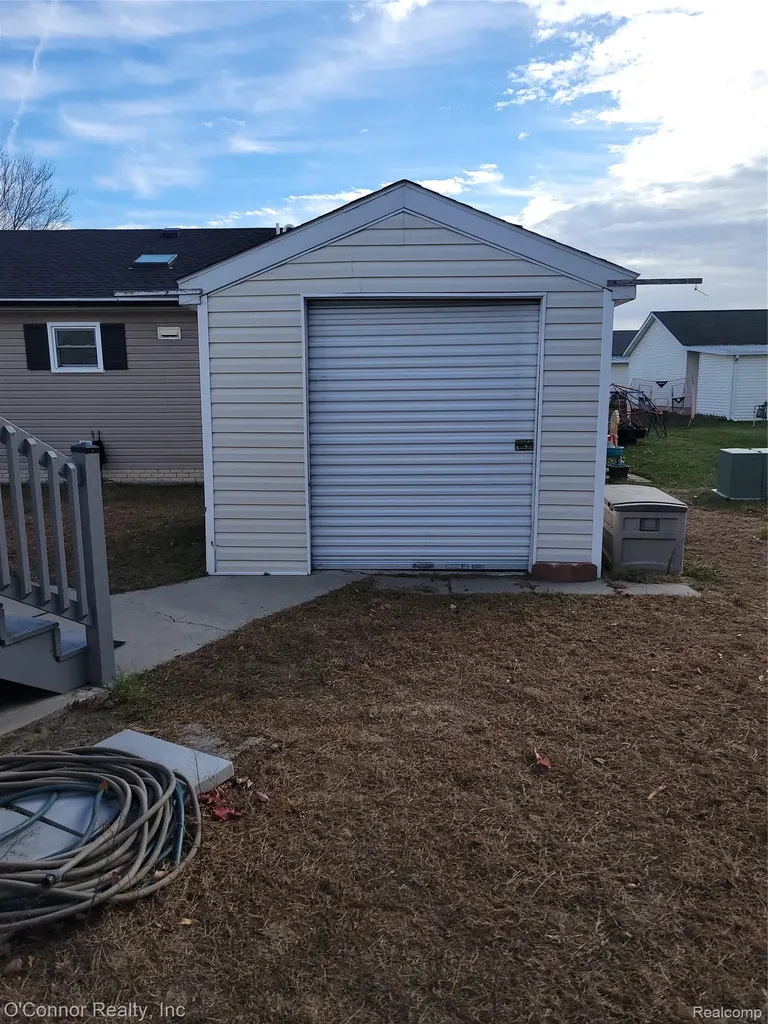 521 Bush Lake Lane Kimball Township MI 48074