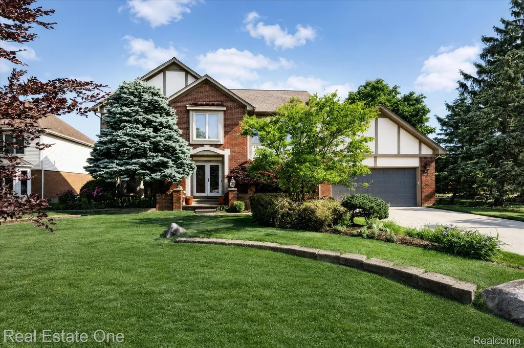3596 Aynsley Drive Rochester Hills City MI 48306