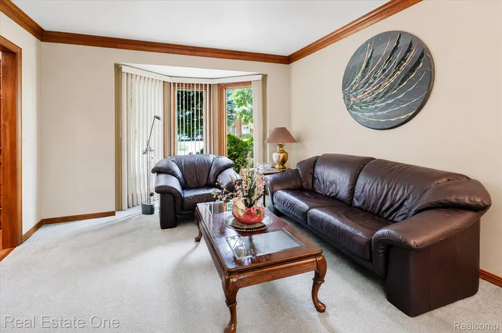 3596 Aynsley Drive Rochester Hills City MI 48306