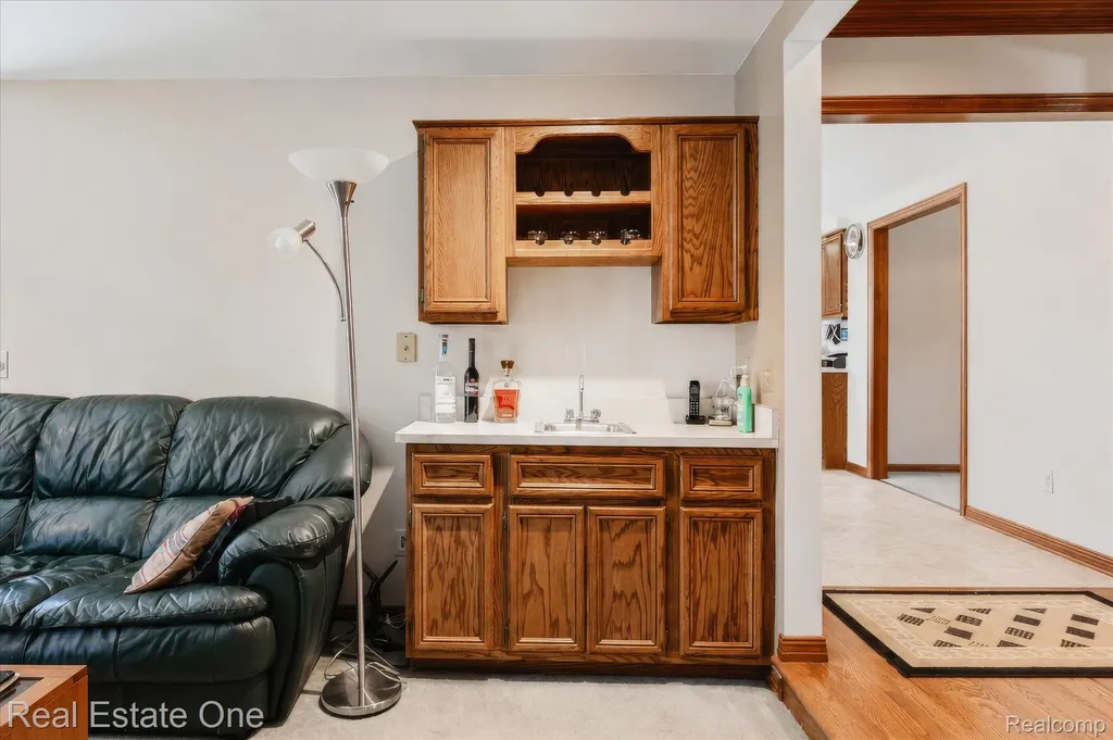 3596 Aynsley Drive Rochester Hills City MI 48306