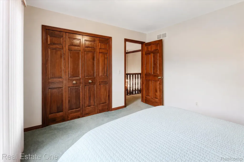 3596 Aynsley Drive Rochester Hills City MI 48306