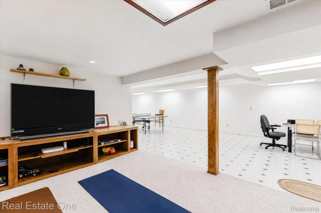 3596 Aynsley Drive Rochester Hills City MI 48306