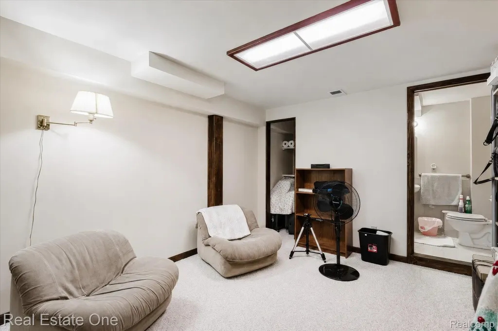 3596 Aynsley Drive Rochester Hills City MI 48306