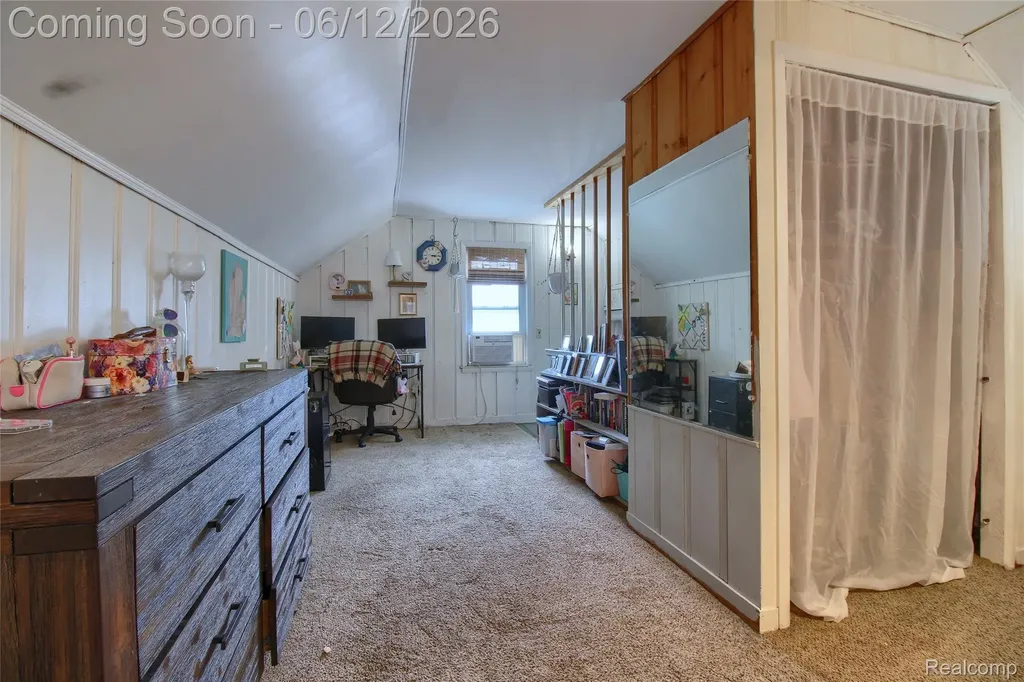 1813 Buckingham Avenue Lincoln Park City MI 48146