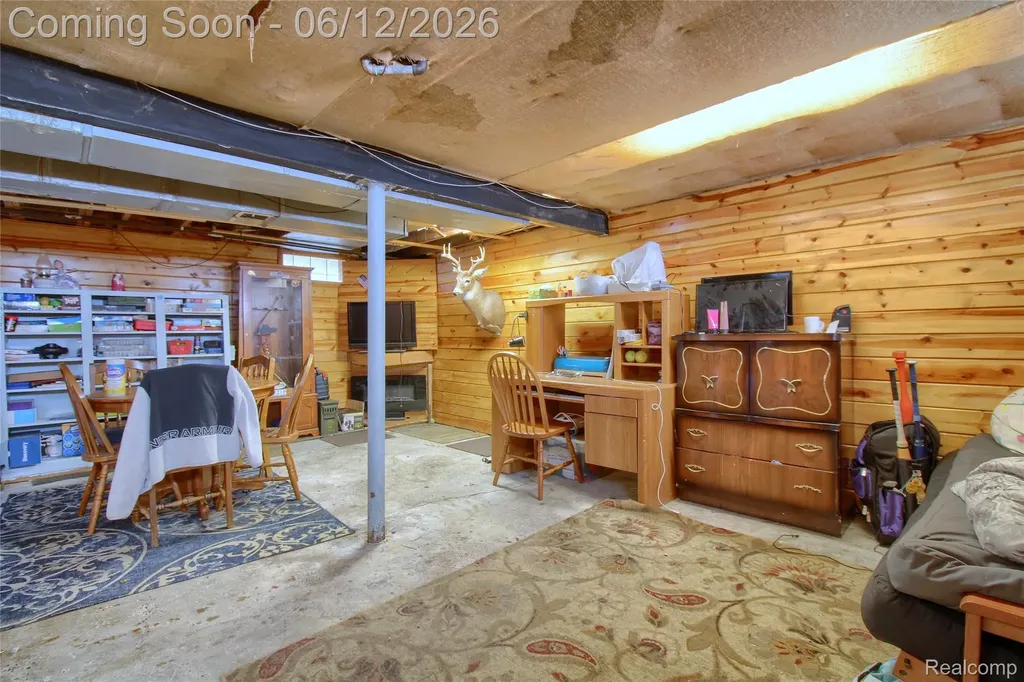 1813 Buckingham Avenue Lincoln Park City MI 48146